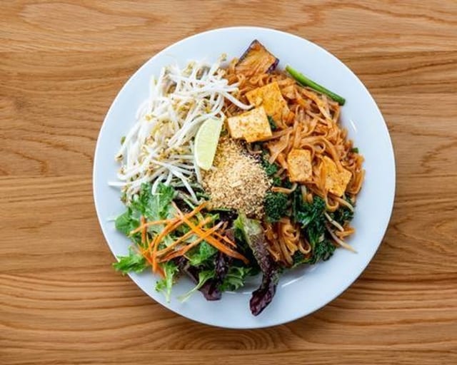 Vegan Pad Thai Signature.